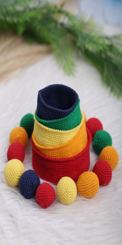 Colorful Nesting Bowl